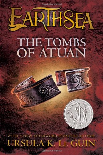 The Tombs of Atuan [Paperback]