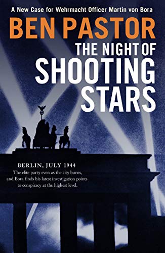 The Night of Shooting Stars [Paperback]