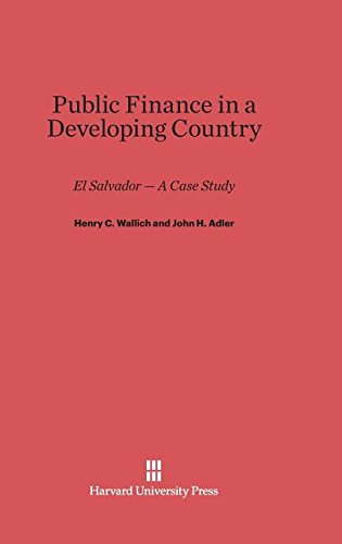 Public Finance in a Developing Country  El Salvador - a Case Study [Hardcover]