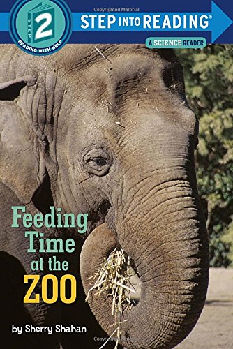 Feeding Time at the Zoo [Paperback]