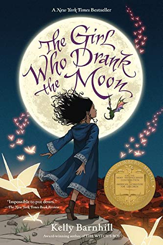 Girl Who Drank the Moon [Paperback]