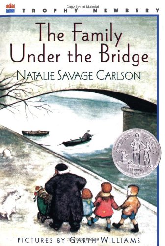 The Family Under the Bridge [Paperback]