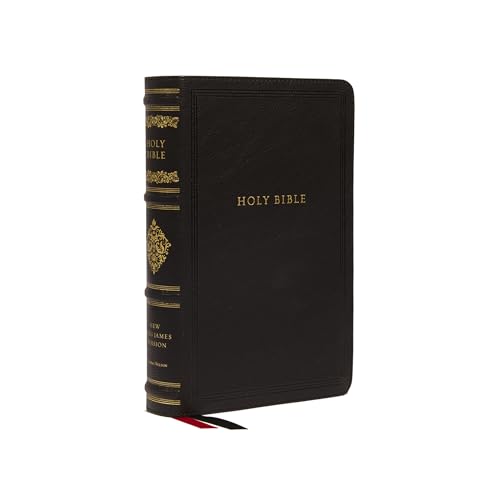 NKJV, Personal Size Reference Bible, Sovereign Collection, Leathersoft, Black, R [Leather / fine bindi]