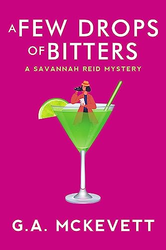 A Few Drops of Bitters [Paperback]