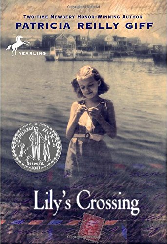 Lily's Crossing [Paperback]