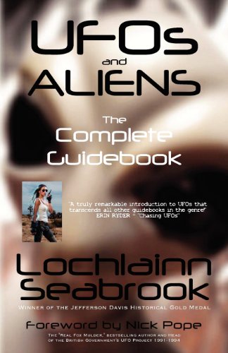 Ufos And Aliens The Complete Guidebook [Paperback]