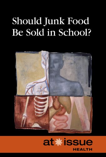 Should Junk Food Besold In Schools (at Issue) [Paperback]