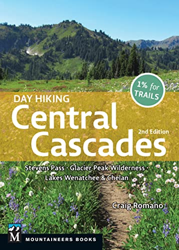 Day Hiking Central Cascades              [TRADE PAPER         ]