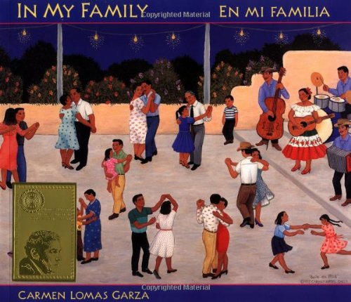 Library Book: In My Family/En mi familia [Paperback]