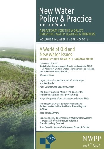 A World Of Old And Ne Water Issues Volume 2, Number 2 Of Ne Water Policy And  [Paperback]