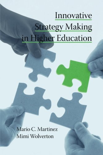 Innovative Strategy Making In Higher Education [Paperback]