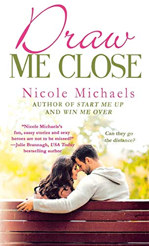 Dra Me Close [Paperback]