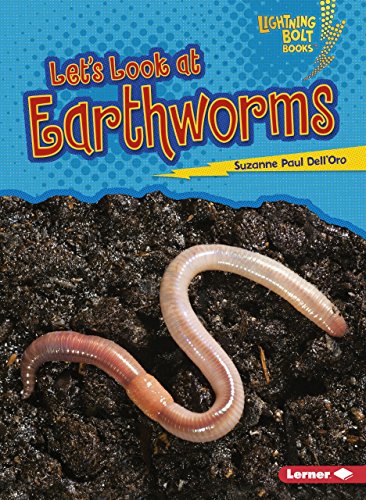 Let's Look At Earthworms (lightning Bolt Books: Animal Close-Ups) [Paperback]