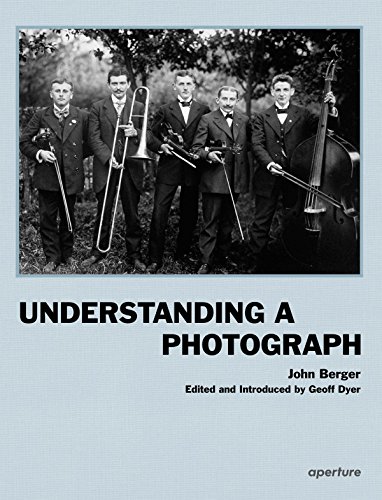 Understanding a Photograph [Hardcover]