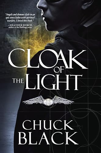 Cloak of the Light: Wars of the Realm, Book 1 [Paperback]