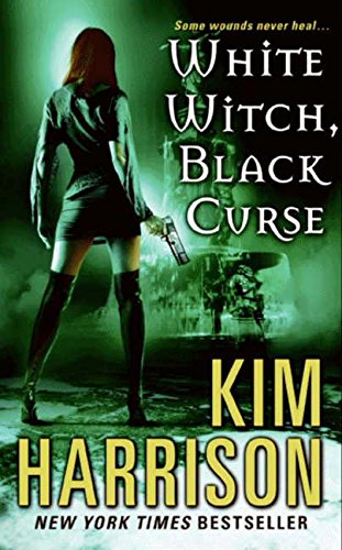 White Witch, Black Curse [Paperback]