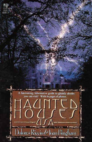 Haunted Houses U.S.A. [Paperback]