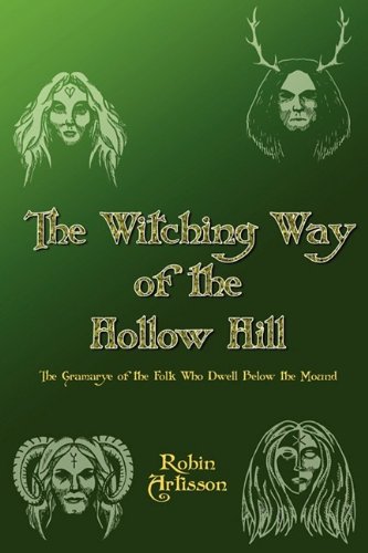 Witching Way Of The Hollo Hill [Paperback]