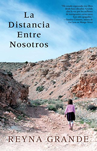 La distancia entre nosotros [Paperback]