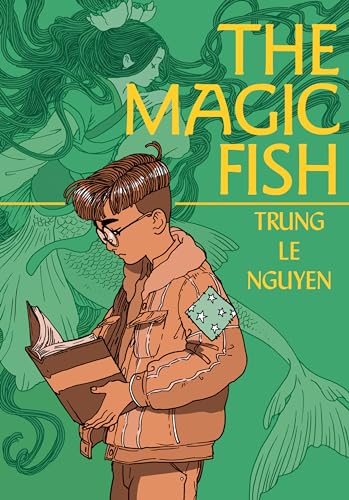 The Magic Fish: (A Graphic Novel) [Hardcover]